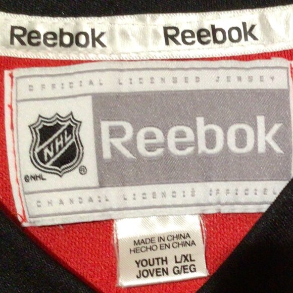 Chicago Blackhawks NHL Jersey Youth L/XL Jonathan Toews Hockey - Picture 2 of 5